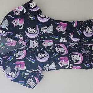 Cat and The Fiddle Adorable Scrub Top Size Small